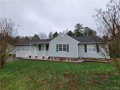 9666 Lockberry Ridge Loop Chesterfield, VA 23237