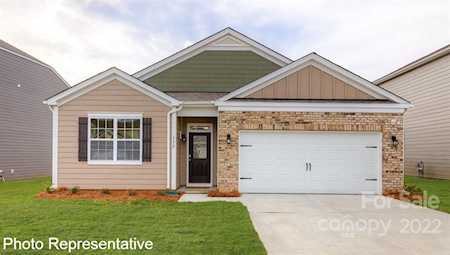 915 Newport Ct Asheville, NC 28806