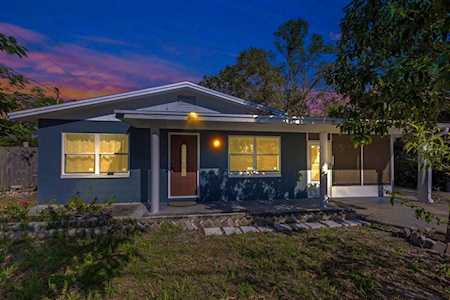 501 Tanglewood Dr Auburndale, FL 33823