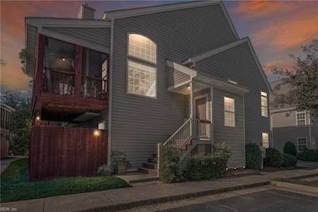 2048 Nicklaus Dr Suffolk, VA 23435