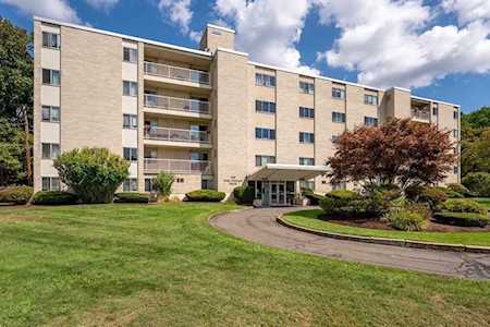 300 Park Terrace Dr #304 Stoneham, MA 02180