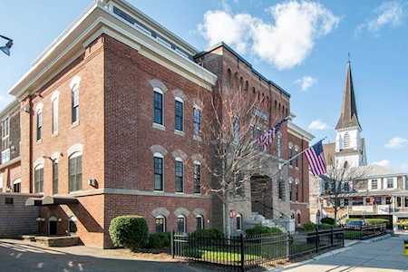 76 Court Street #3 Plymouth, MA 02360