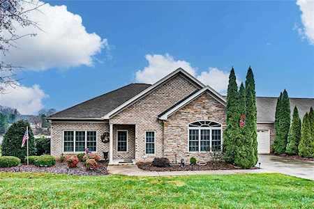 2458 Waterside Drive Asheboro, NC 27203