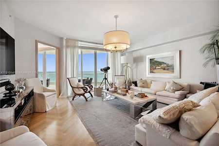 16047 Collins Ave #1101 Sunny Isles Beach, FL 33160