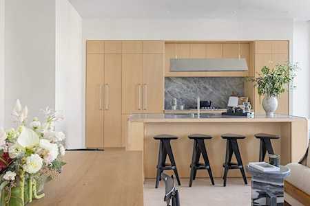 30 Front St #18D Brooklyn, NY 11201