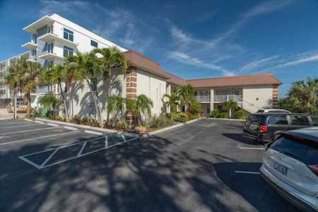 333 Island WAY #204 Clearwater, FL 33767