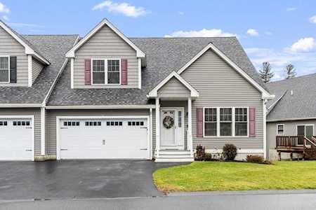 12 Blackhawk Circle #12 Dracut, MA 01826