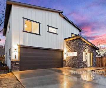 132 E. Howard Ln. Boise, ID 83706