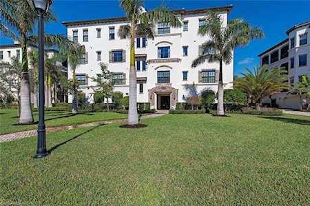 16379 Viansa Way #201 Naples, FL 34110