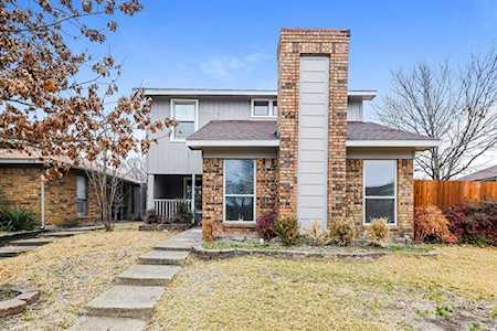 1423 Smokehouse Street Mesquite, TX 75149