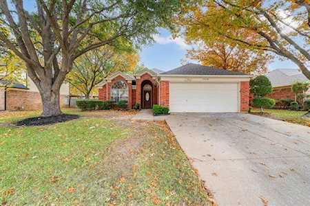7228 Cross Keys Drive North Richland Hills, TX 76182