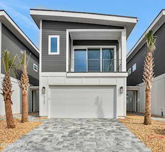 2103 Gordon AVE Jacksonville Beach, FL 32250
