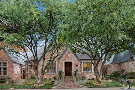 5759 Prestwick Lane Dallas, TX 75252