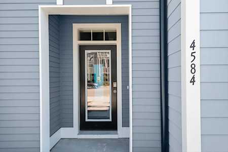4584 Mixson Ave North Charleston, SC 29405