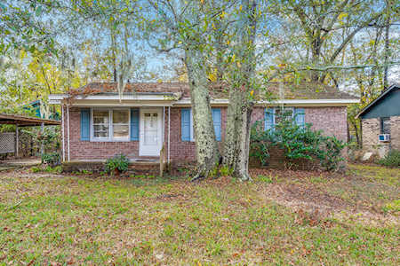 1126 Carverwood Ln Charleston, SC 29407