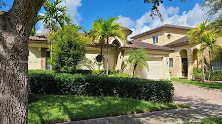 22478 SW 94th Path Cutler Bay, FL 33190