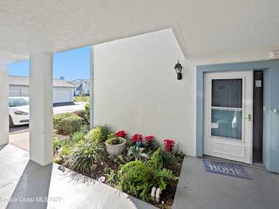 560 S Brevard Avenue #611 Cocoa Beach, FL 32931
