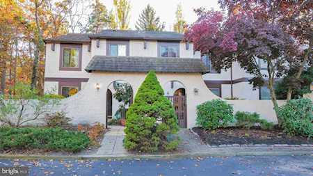 135 Five Crown Royal Marlton, NJ 08053