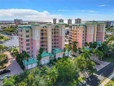 170 Lenell Rd #704 Fort Myers Beach, FL 33931