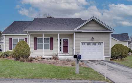 27 Stearns Ln Merrimack, NH 03054