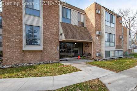 28428 W 8 Mile Rd #B7 Farmington Hills, MI 48336