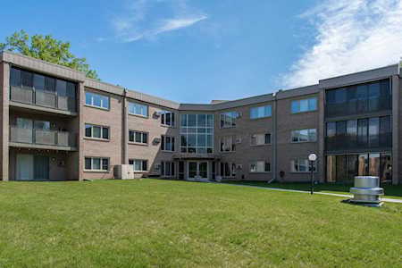 4350 Brookside Court #114 Edina, MN 55436