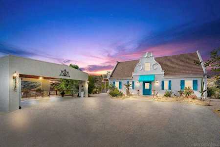 13155 Carney Ln Valley Center, CA 92082