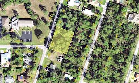 3348 Sherwood Rd Port Charlotte, FL 33980