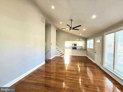 416 Preston Rd Cherry Hill, NJ 08034