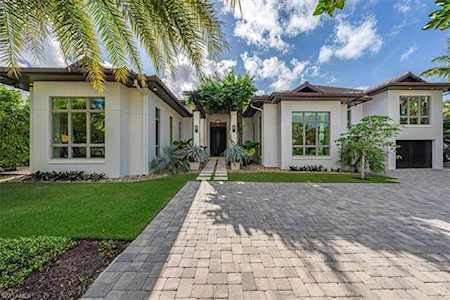 800 S 17th Ave Naples, FL 34102