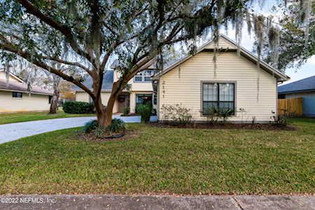 2141 Aztec DR W Jacksonville, FL 32246