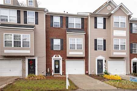1544 Royal Auburn Ave Fort Mill, SC 29708