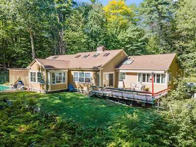 322 Governor Wentworth Hwy Tuftonboro, NH 03816