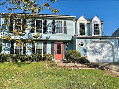 1016 Pastern Brief Virginia Beach, VA 23455