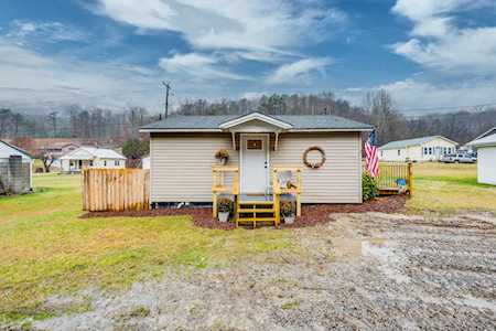 2639 Bristol Hwy Gate City, VIRGINIA 24251