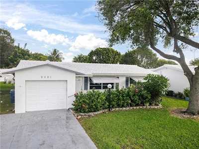 9021 NW 12th St Plantation, FL 33322