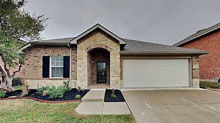 2432 Grand Rapids Drive Fort Worth, TX 76177