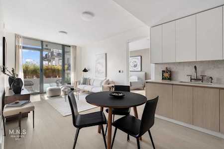526 Union Ave #205 Brooklyn, NY 11211