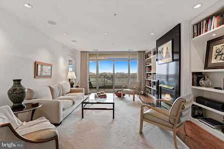 5630 Wisconsin Ave #1204 Chevy Chase, MD 20815