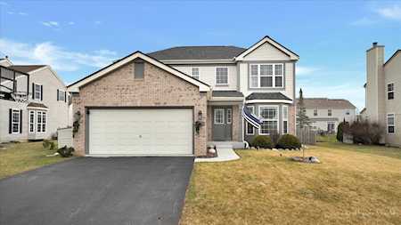 10642 Golden Gate Ave Huntley, IL 60142