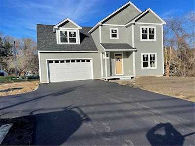 569 Shermantown Rd North Kingstown, RI 02852