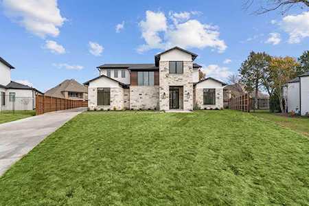 3313 Jackson Court Grapevine, TX 76092