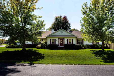 2793 Oakwood Circle Oshkosh, Town of Algoma, WI 54904