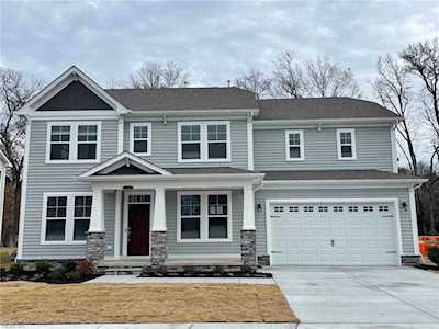 210 Selby Ct Suffolk, VA 23435