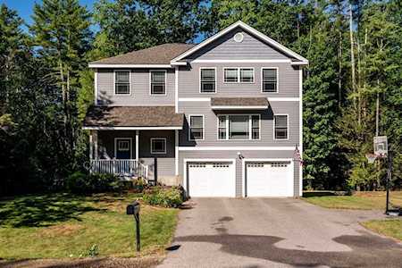 1 Kennedy Circle Brentwood, NH 03833