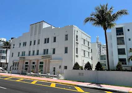 3025 Indian Creek Dr #102 Miami Beach, FL 33140