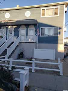 166 Beach 98 St Rockaway Park, NY 11694