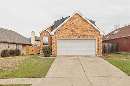 915 Winterstone Drive Lewisville, TX 75067