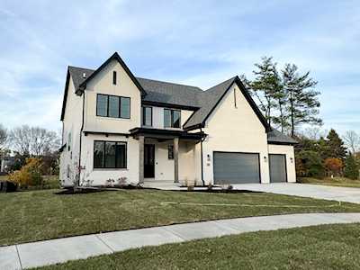 19 Pinnacle Ct Naperville, IL 60565