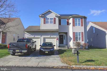 197 Nathan Hale Dr Woodbury, NJ 08096